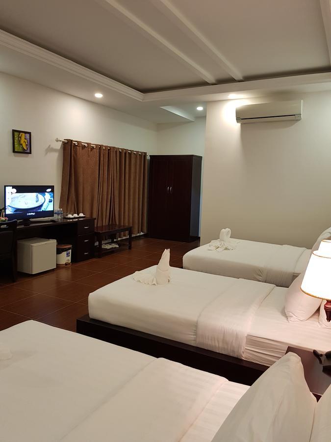 Golden Apple Hotel - Airport Phnom Penh Esterno foto