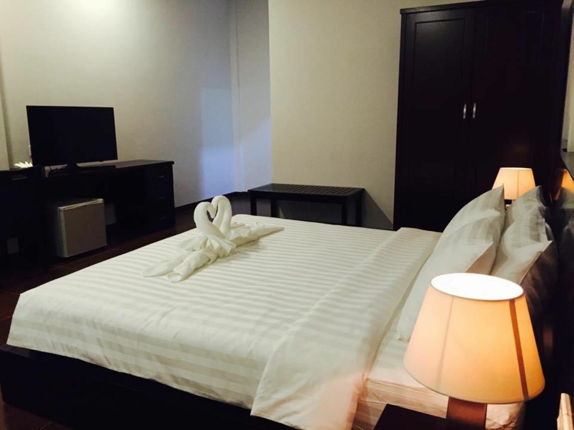 Golden Apple Hotel - Airport Phnom Penh Esterno foto