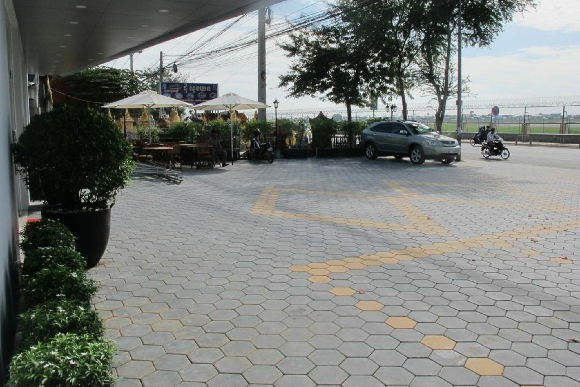 Golden Apple Hotel - Airport Phnom Penh Esterno foto